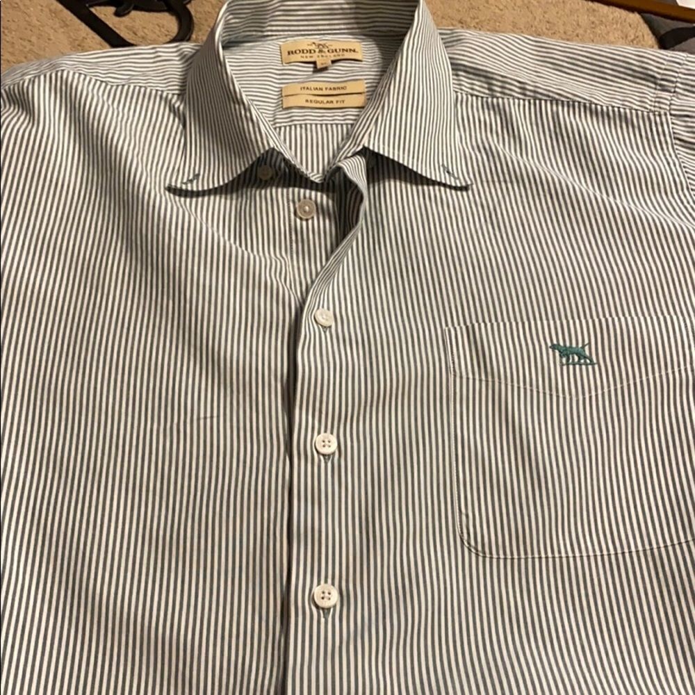 RODD & Gunn men’s shirt. Xl. Blue and white stripe